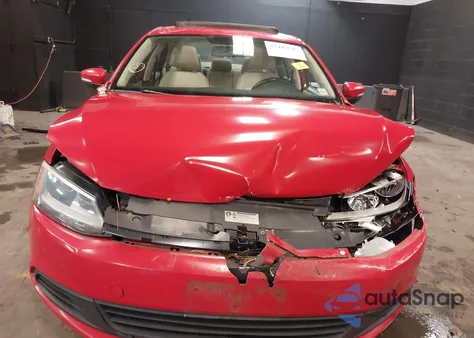 2011 Volkswagen Jetta 2.5L Se z USA, uszkodzony, nr VIN 3VWDZ7AJ1BM393138